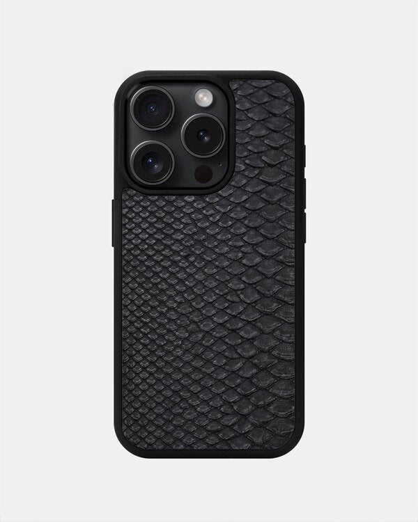 Etui z czarnej skóry pytona z drobnymi łuskami na iPhone 15 Pro