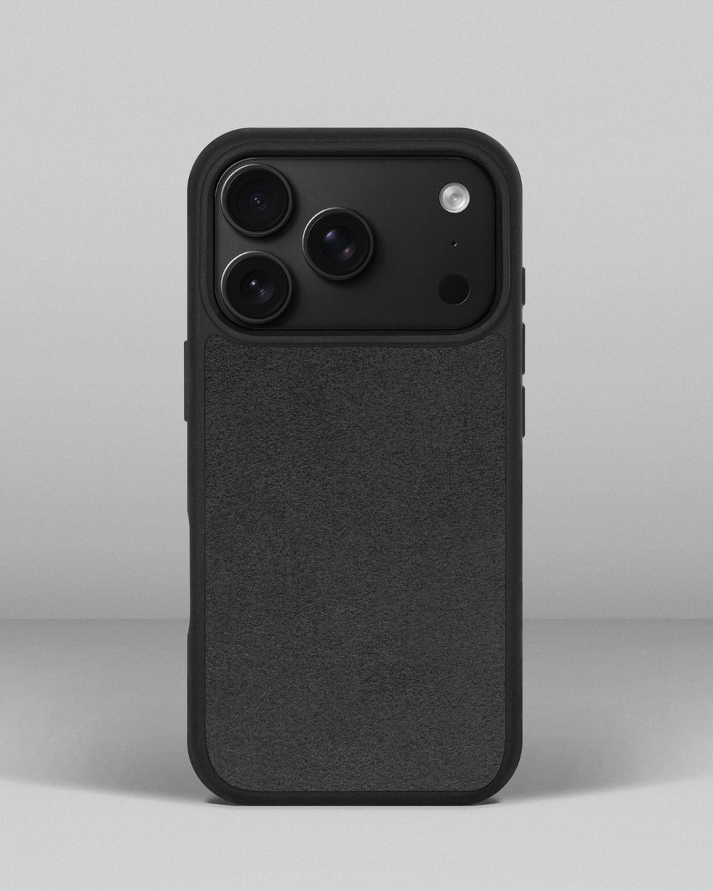 Чохол із сірою вставкою з алькантари для iPhone 18 Pro
