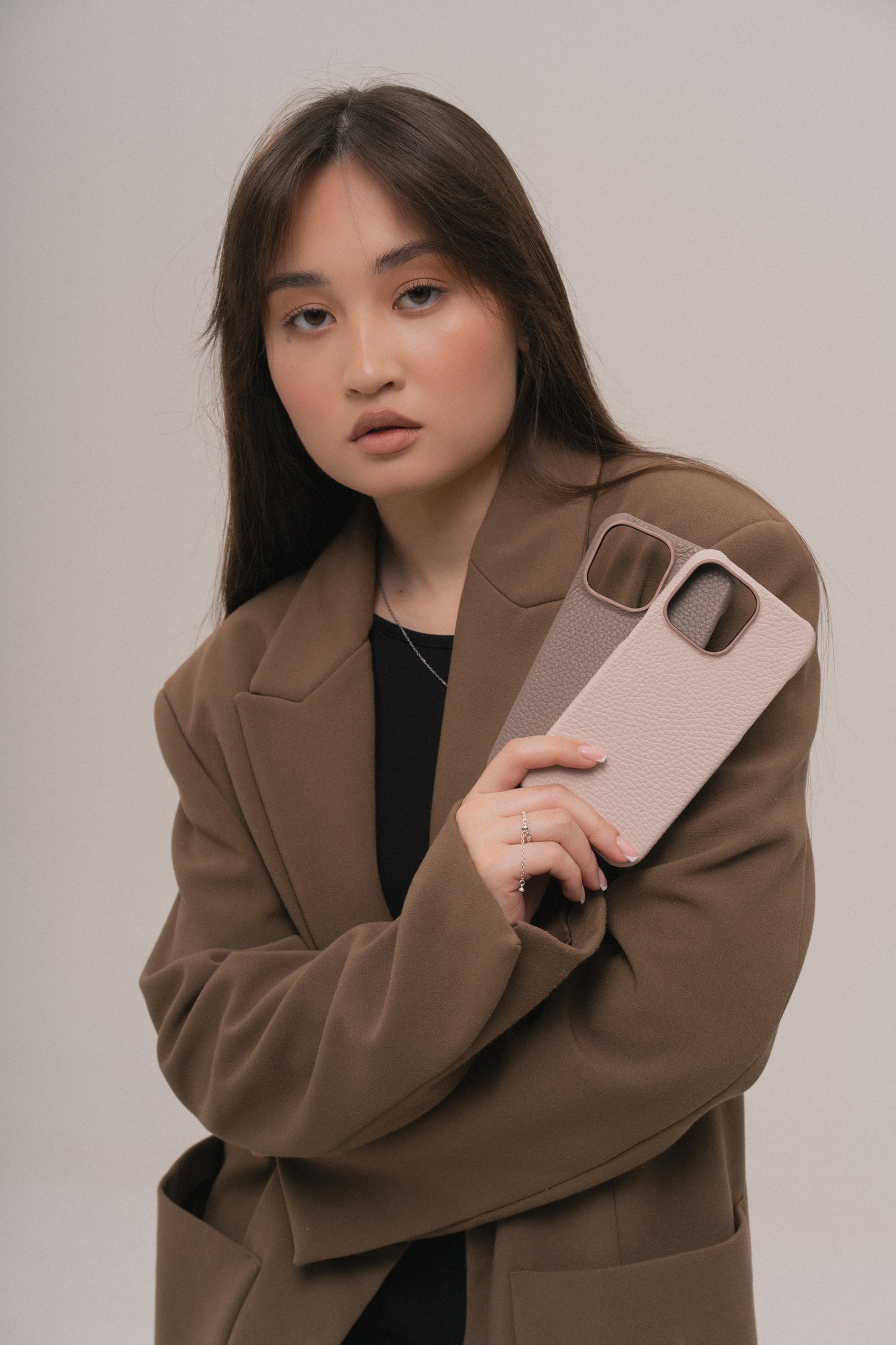 Бежевий шкіряний чохол для iPhone 14 Pro Max