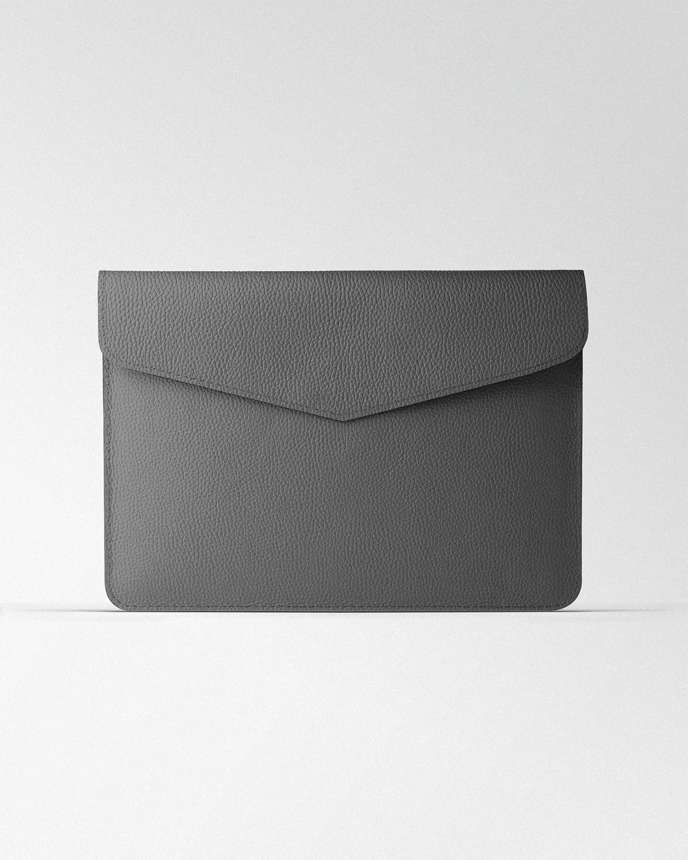 Etui Magnetic Envelope z szarej teksturowanej skóry do MacBooka