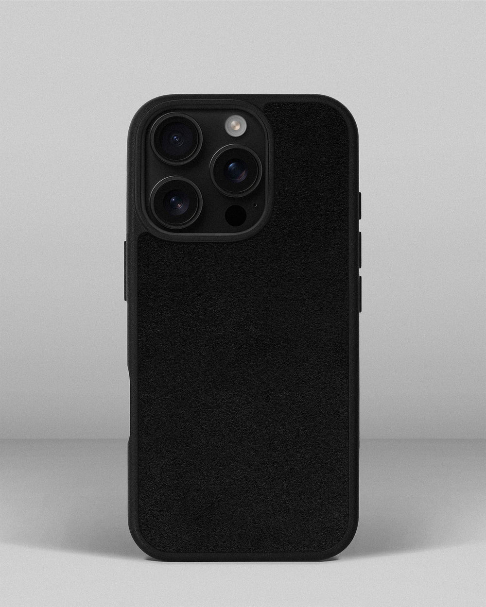 Чохол із чорною вставкою з алькантари для iPhone 16 Pro