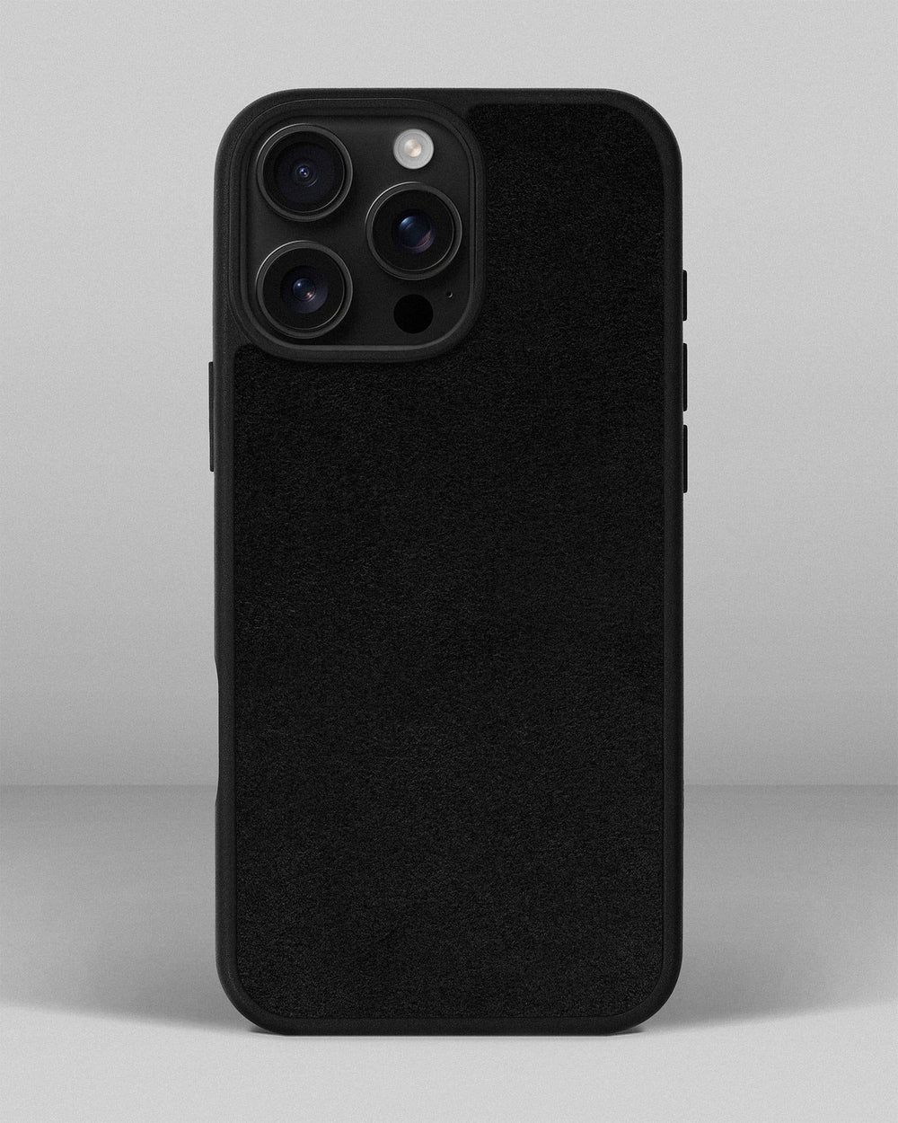 Etui z czarną wstawką z alcantary do iPhone 15 Pro Max