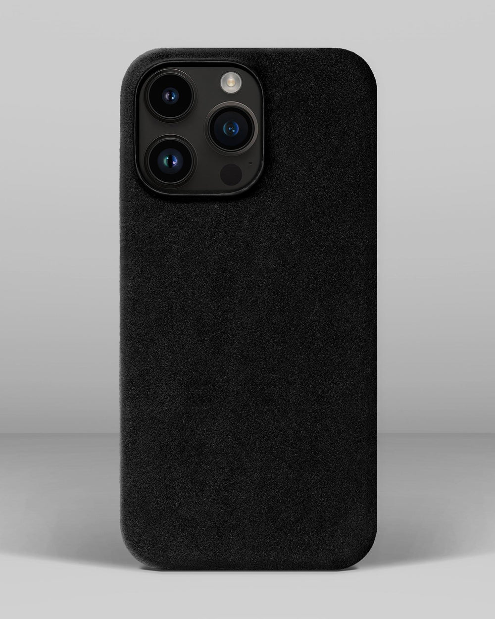 Черный чехол из алькантары для iPhone 14 Pro Max