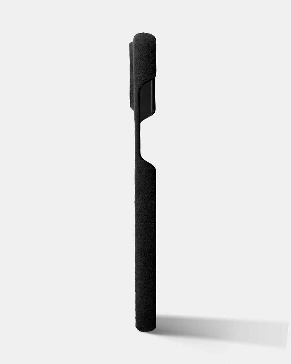 Czarne etui z alcantary do iPhone 15 Plus