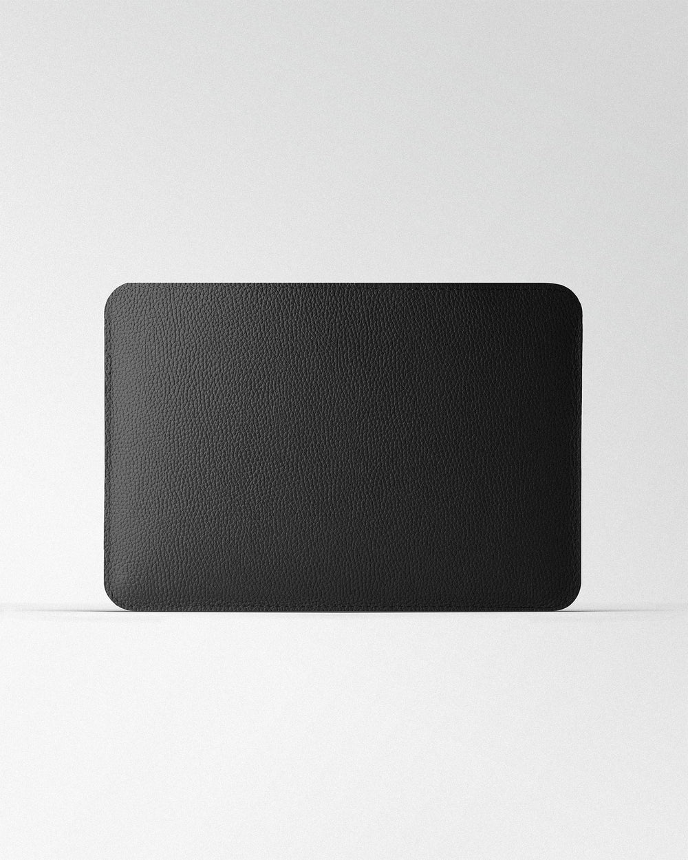 Etui Minimalist z czarnej skóry do MacBooka