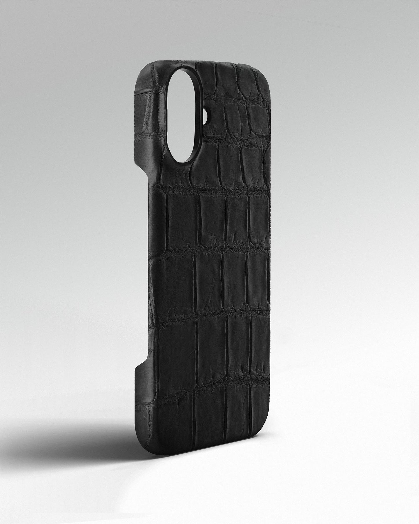 Чорний чохол обтягнутий шкірою крокодила для iPhone 15 Plus