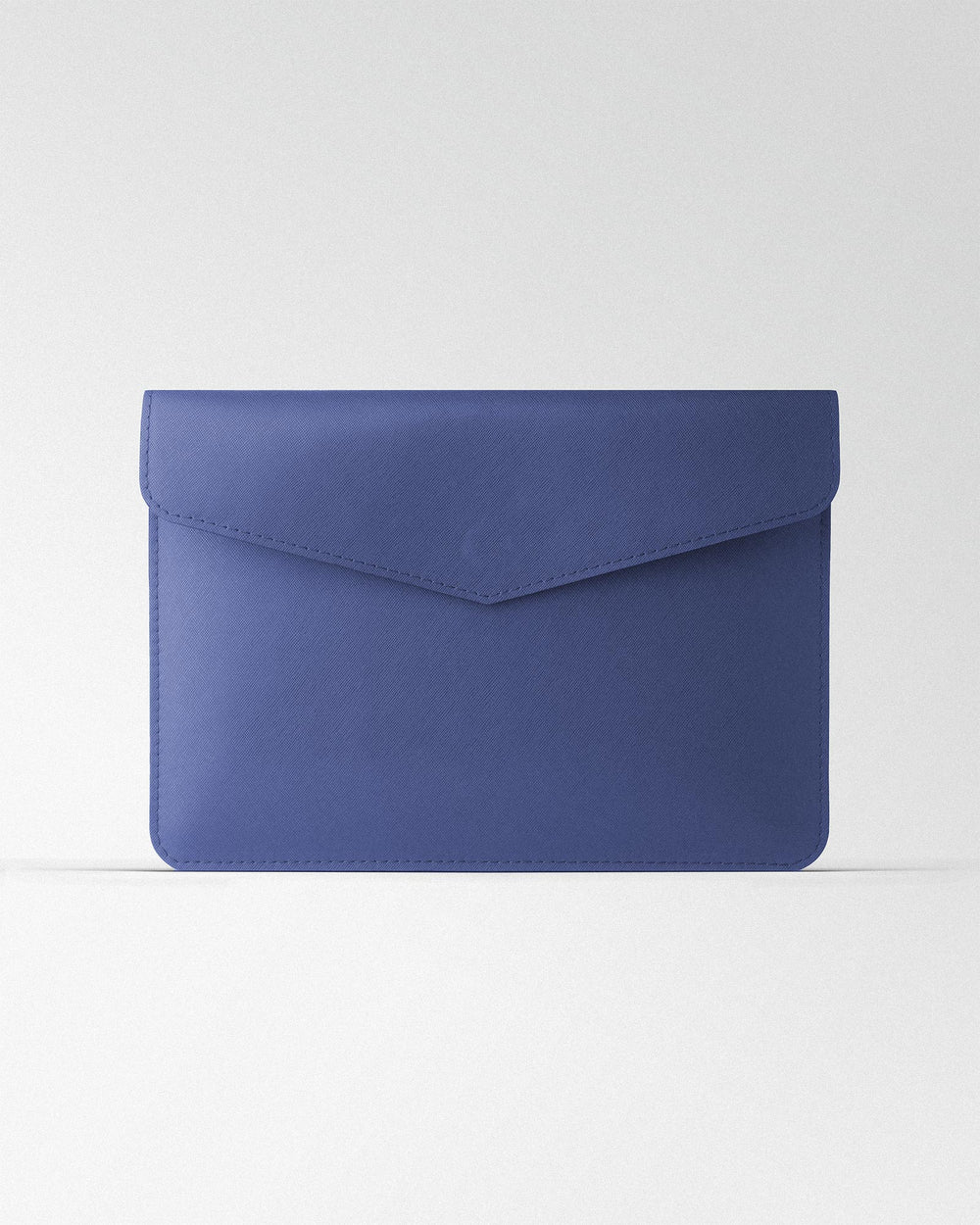 Чехол Magnetic Envelope из синей кожи сафьяно для MacBook