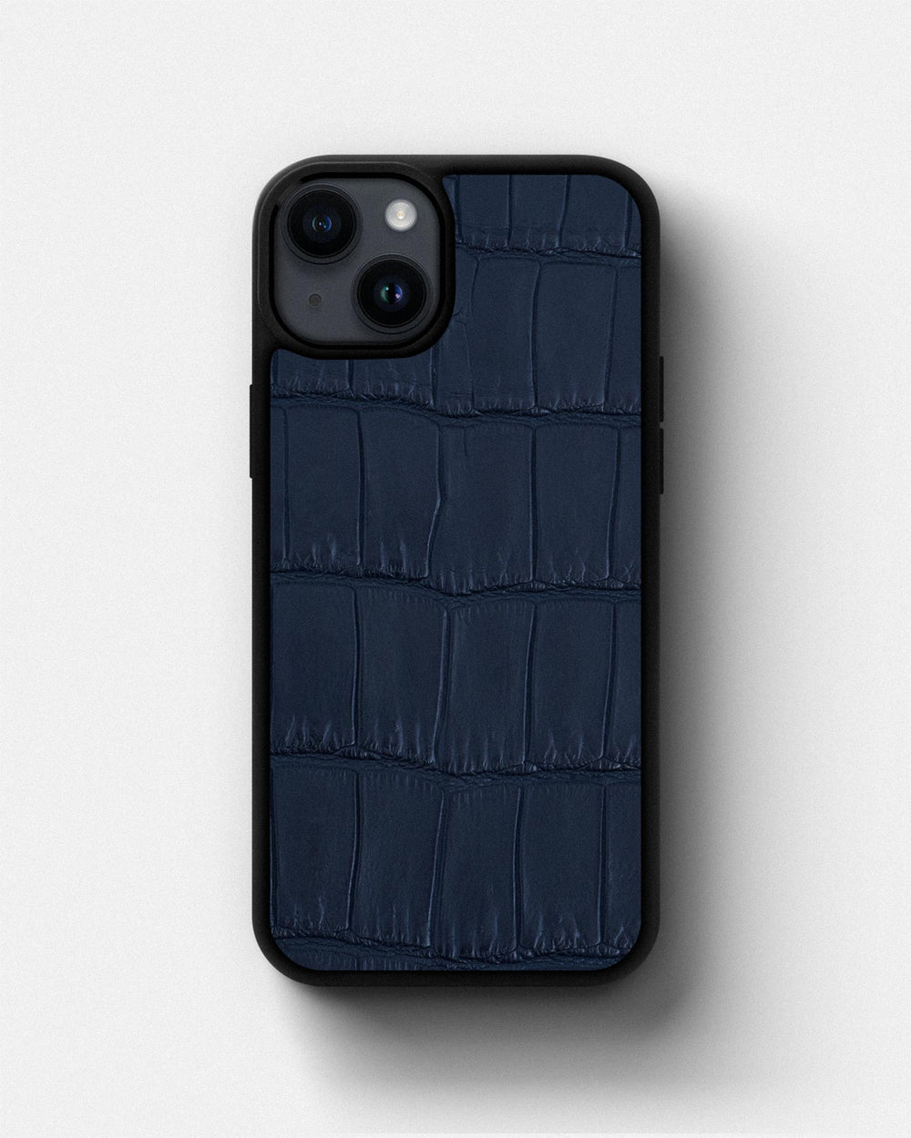 Чехол из тёмно-синей кожи крокодила для iPhone 14