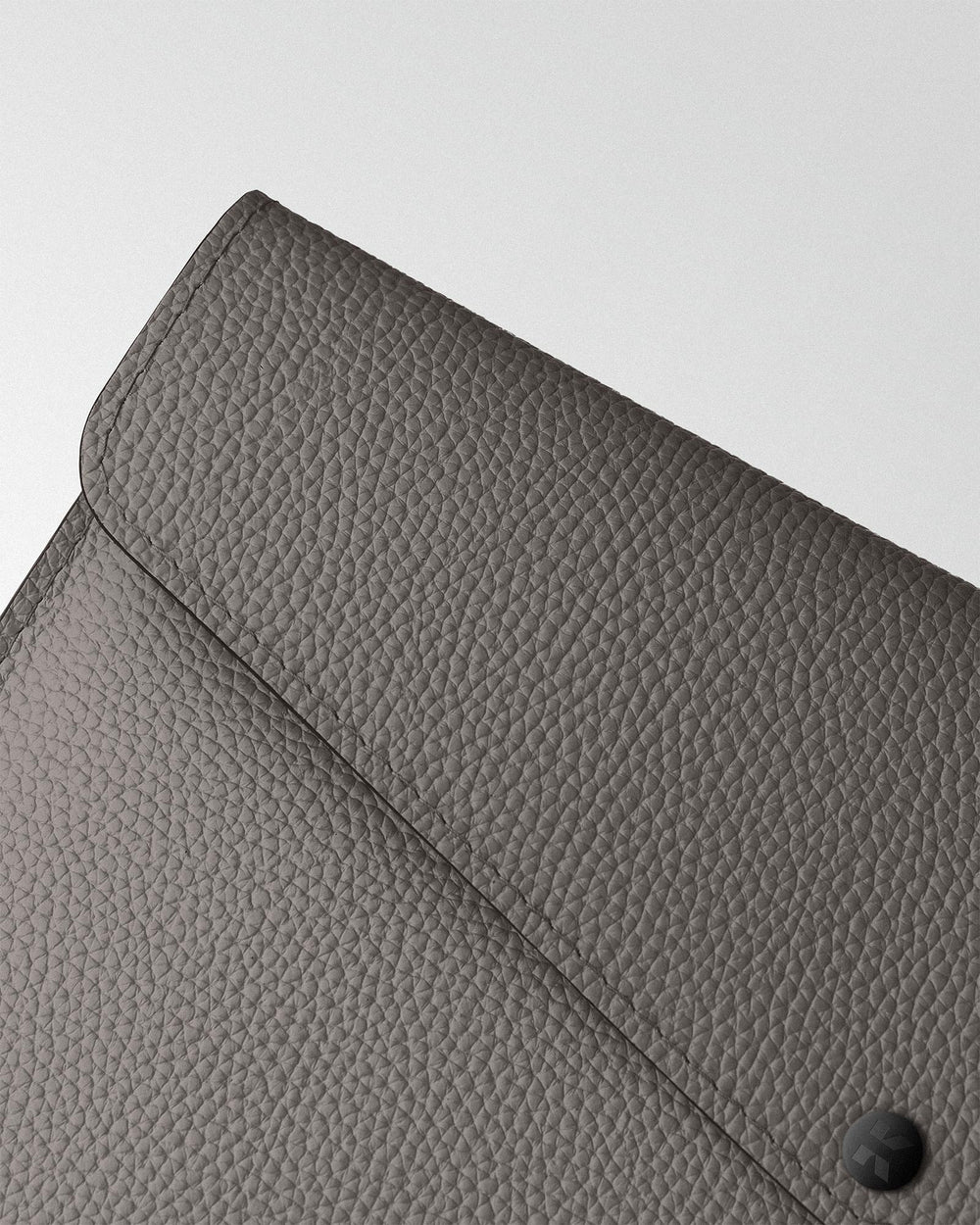 Чохол Envelope із шкіри в кольорі капучіно для MacBook
