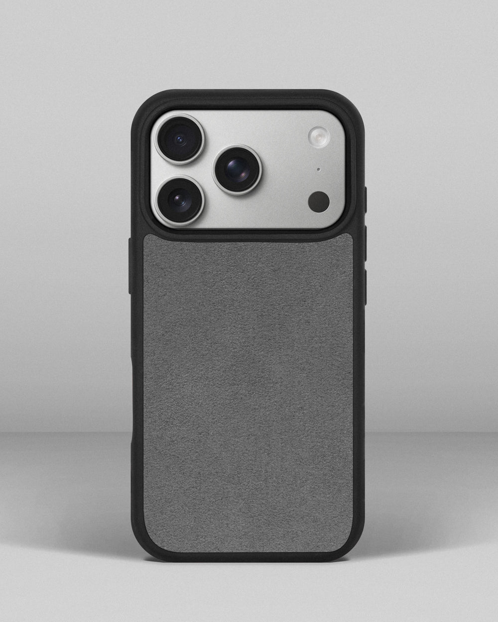 Etui z jasnoszarą wstawką z alcantary do iPhone 17 Pro