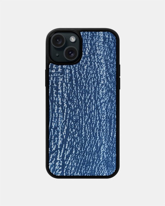 Чохол із синьої шкіри акули для iPhone 15