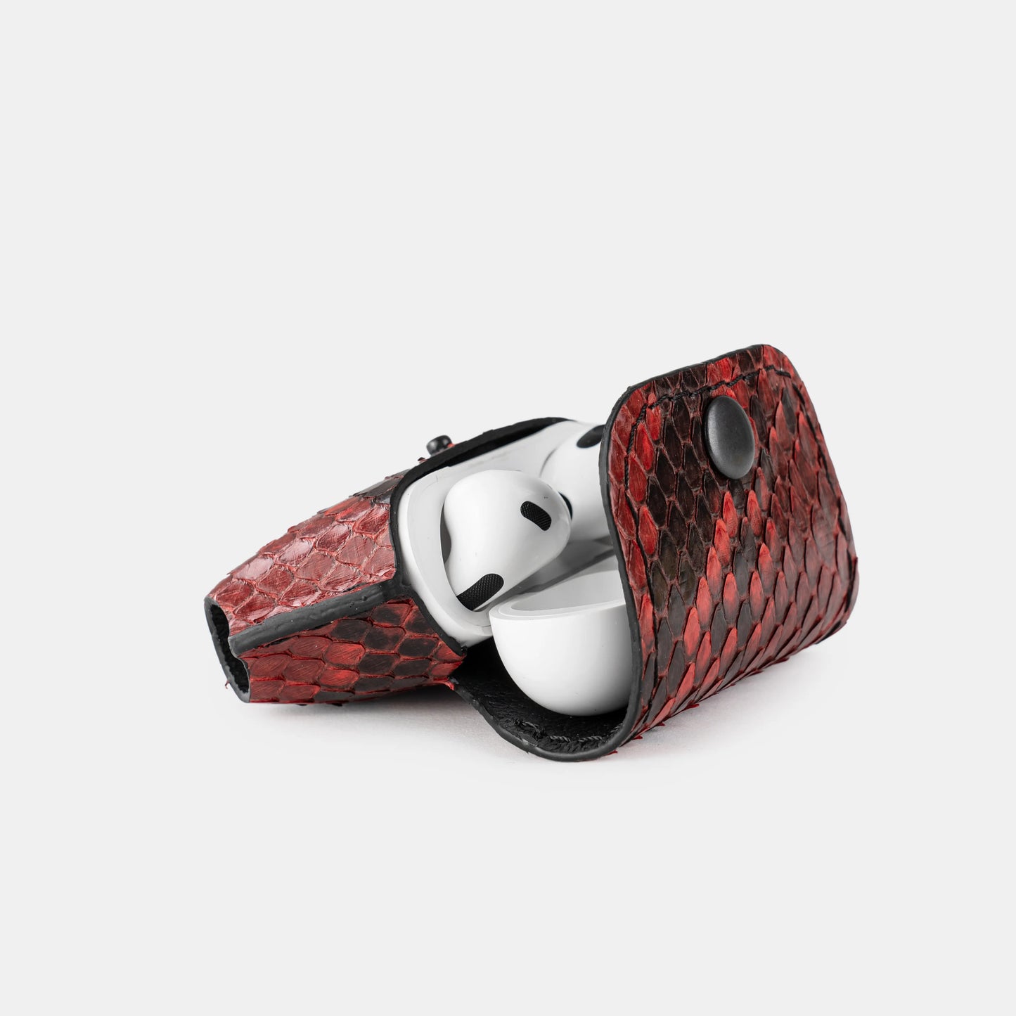 Чохол для AirPods із червоної шкіри пітона з дрібними лусочками