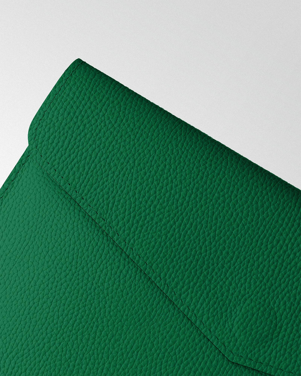 Чехол Magnetic Envelope из зеленой текстурированной кожи для MacBook