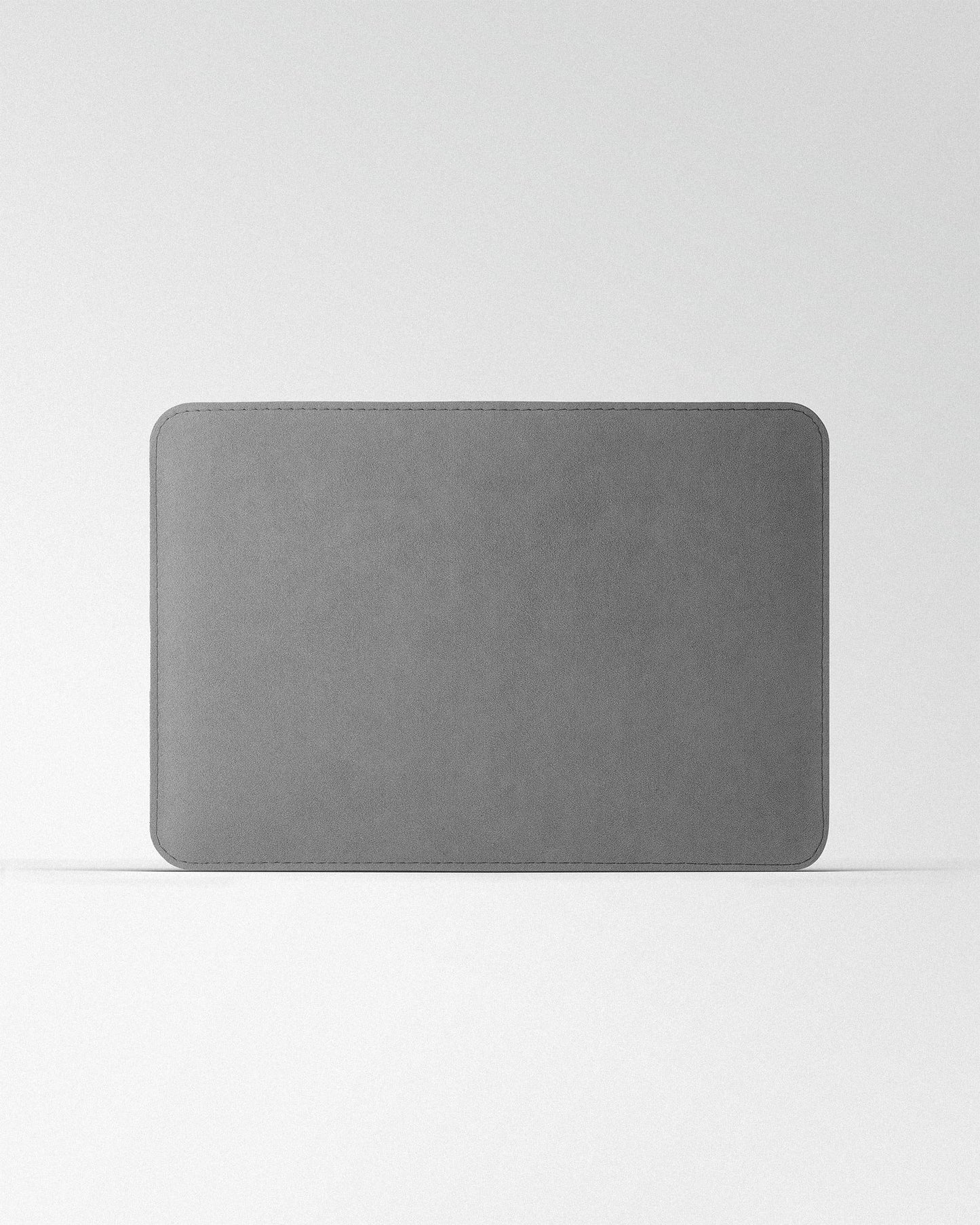 Чохол Minimalist з світло-сірої алькантари для MacBook