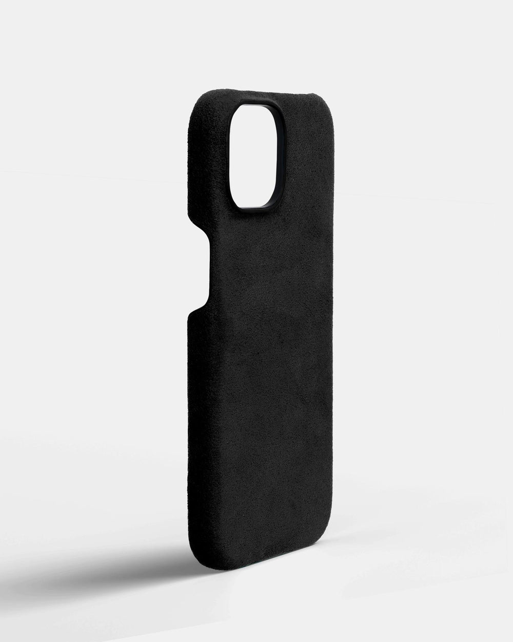 Черный чехол из алькантары для iPhone 14
