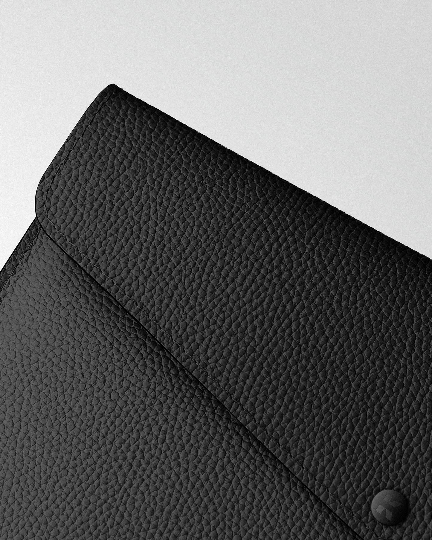 Чохол Envelope із чорної шкіри для MacBook