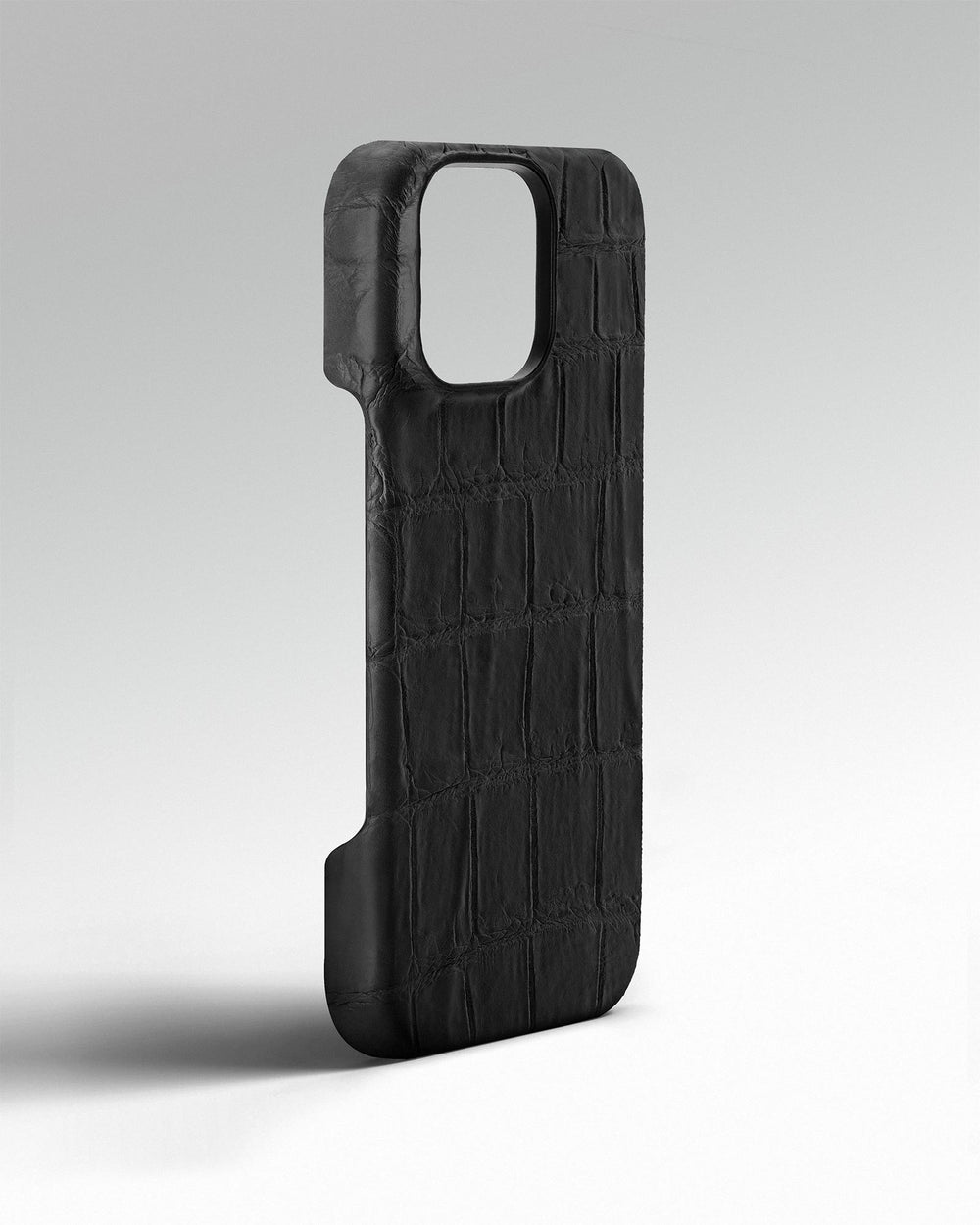 Czarne etui obite skórą krokodyla do iPhone 14 Pro Max