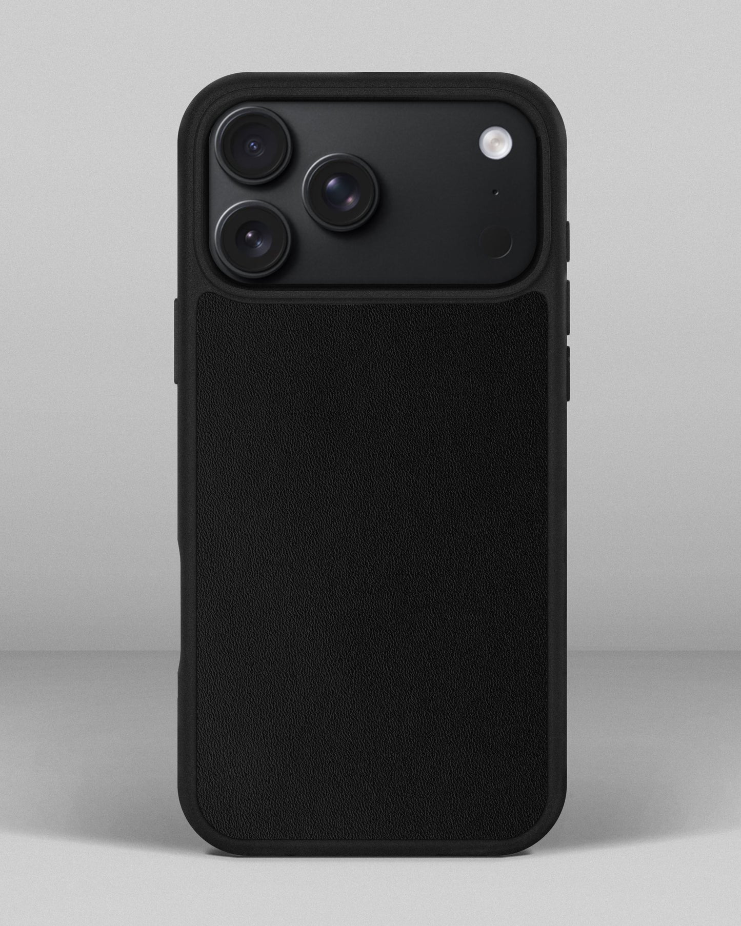 Чохол із чорної телячої шкіри для iPhone 18 Pro Max