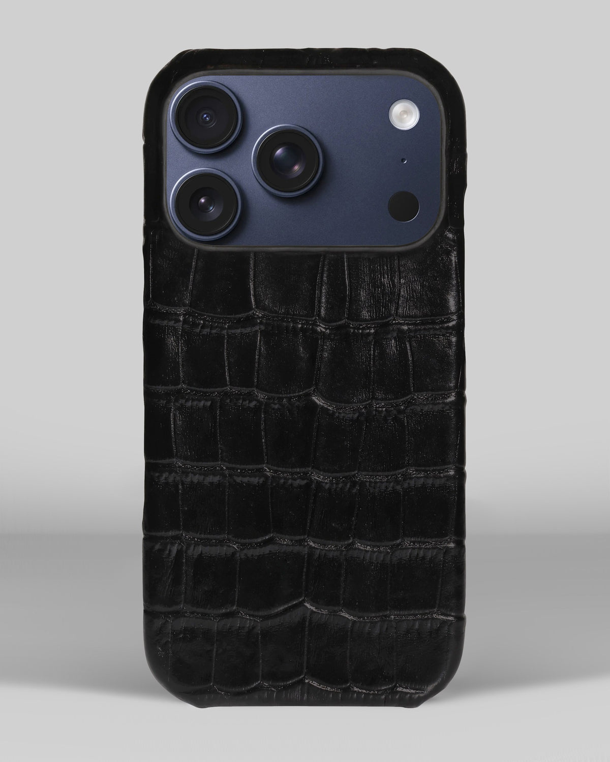 Чорний обтягнутий чохол з оновленого тиснення під крокодила для iPhone 18 Pro