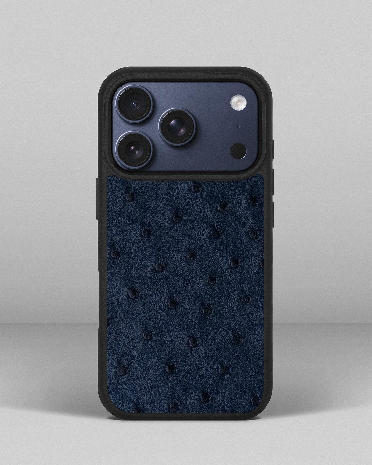 Чохол із темно-синьої шкіри страуса з фолікулами для iPhone 17 Pro