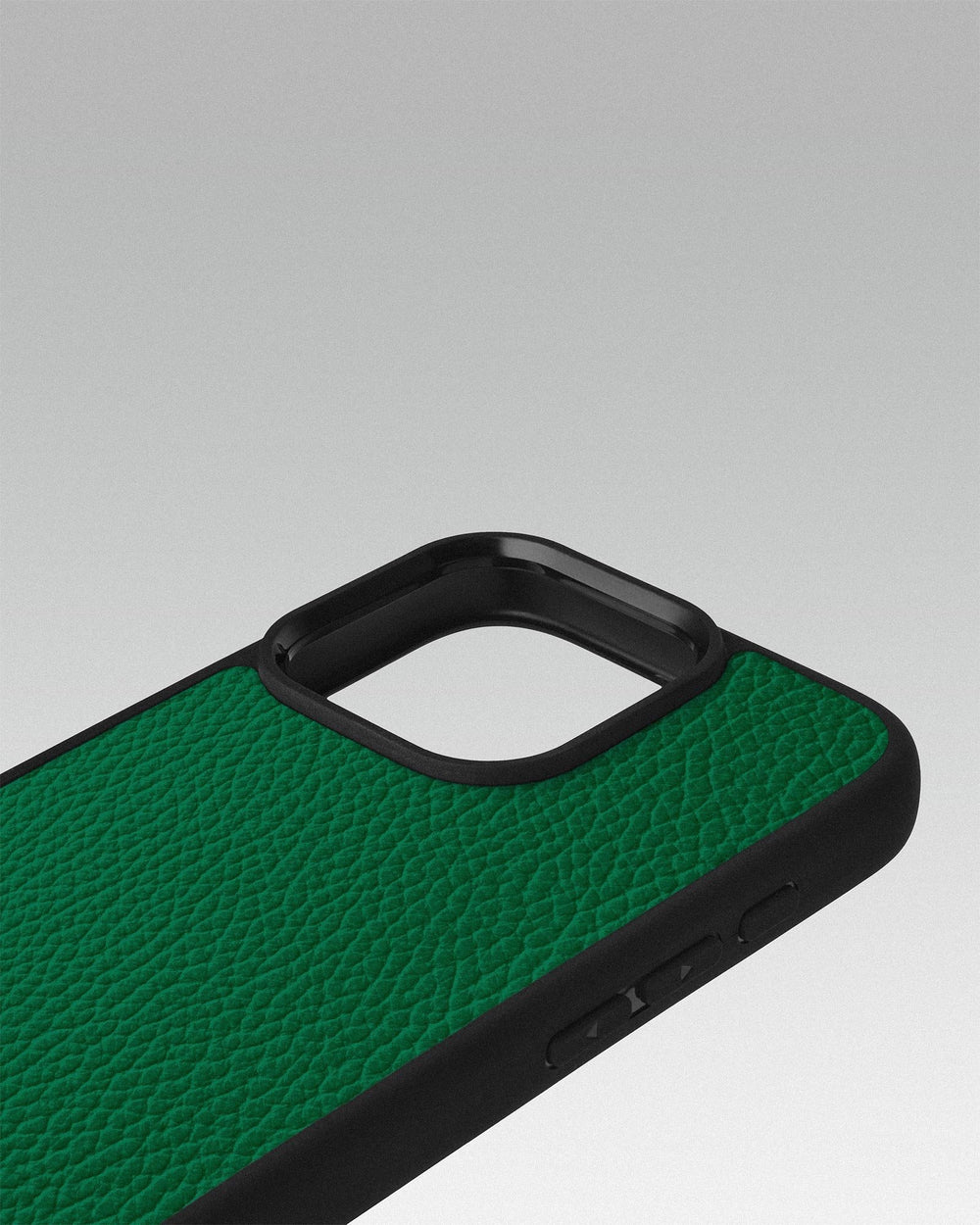 Etui z jasnozielonej skóry cielęcej typu floater do iPhone 16 Pro