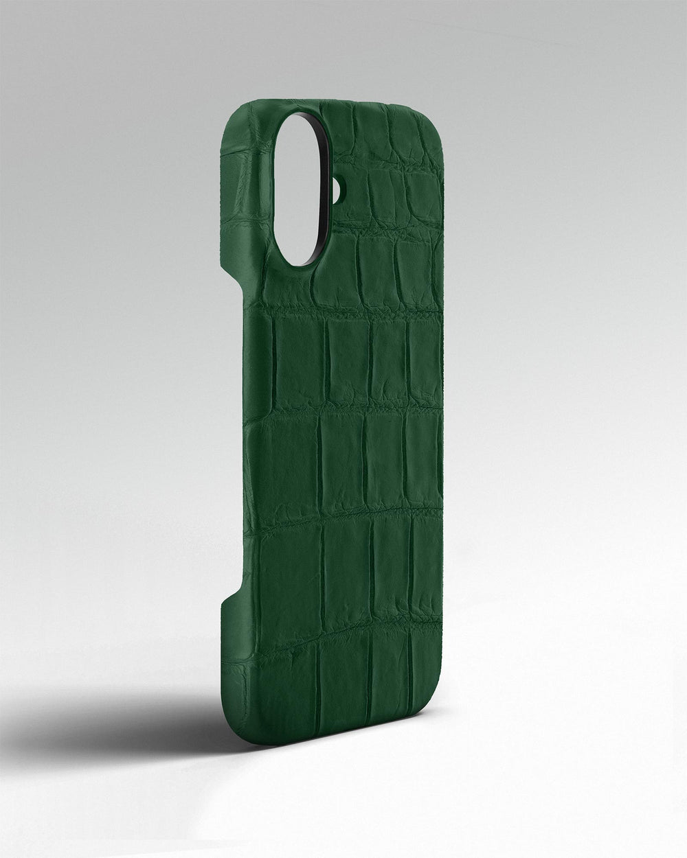 Ciemnozielone etui obite skórą krokodyla do iPhone 14