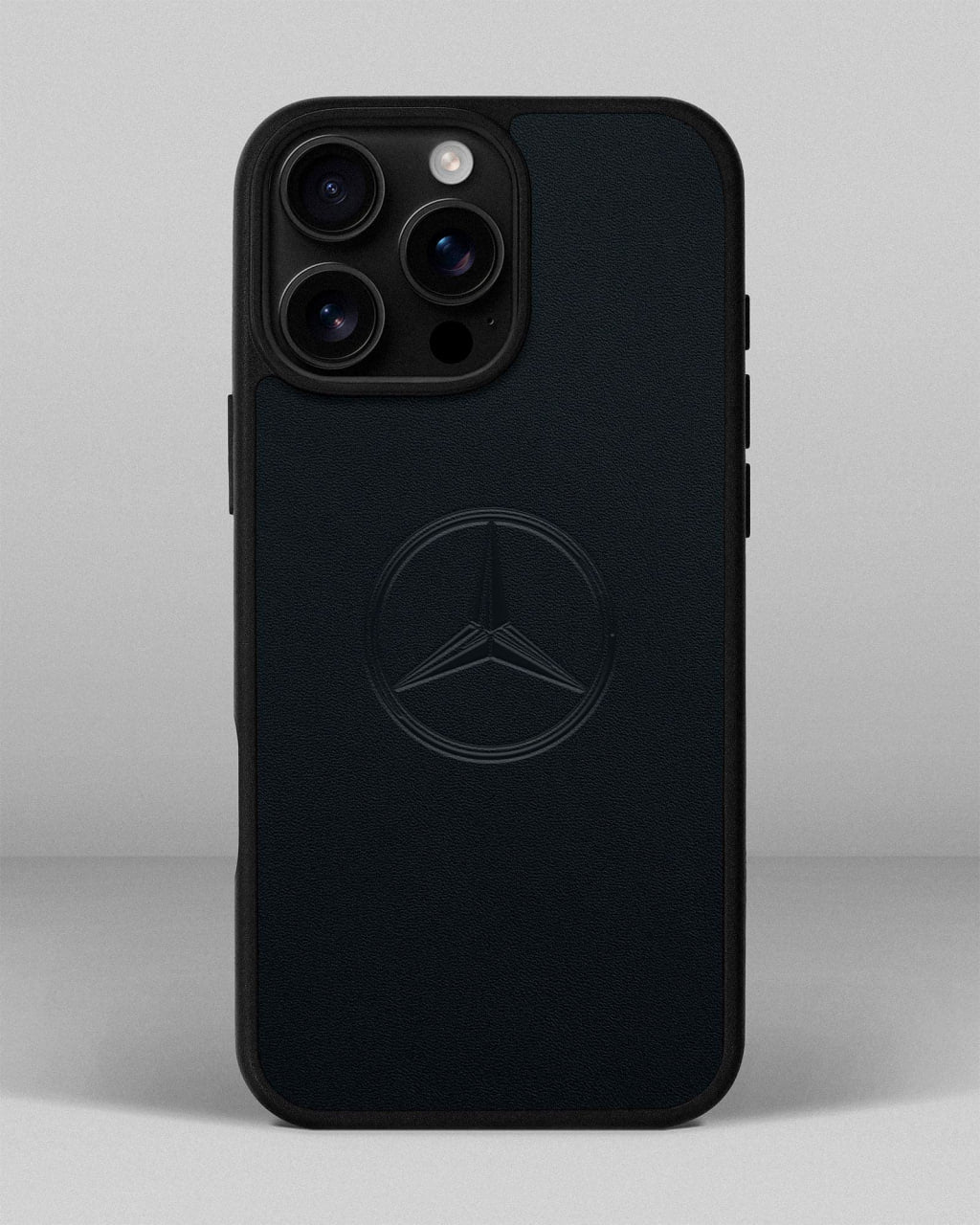 Чохол для iPhone 14 Pro Max із шкіри купон в темно-синього кольорі з логотипом Mercedes